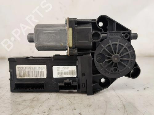 Used Left front window motor Left front window motor 33199757 33199757