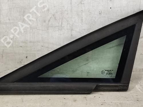 front-left-quarter-glass-seat-leon-1p1-2005-2006-2007-2008-2009-2010-2011-2012-2013-31344963 main image