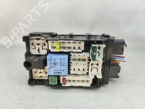 Used Fuse box Fuse box CITROËN C4 II (NC_) 1.6 HDi 90 (92 hp) 33320458 33320458