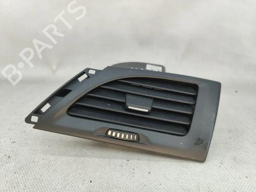 air-vent-renault-megane-iii-hatchback-bz01_-b3_-2008-33320574 main image