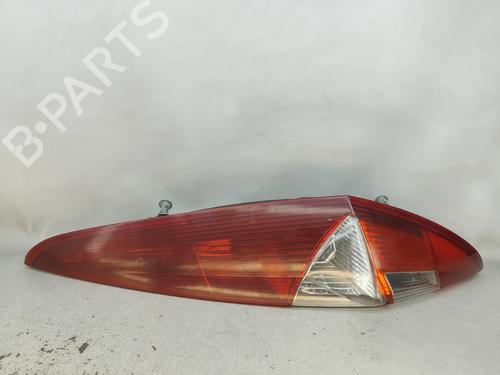 Used Right taillight Right taillight 33320624 33320624