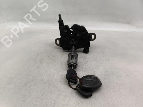hood-lock-ford-focus-i-saloon-dfw-1999-2000-2001-2002-2003-2004-2005-2006-2007-2008-2009-30296973 main image