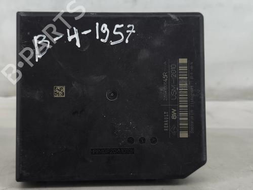 Used Fuse box Fuse box RENAULT KANGOO Express (FW0/1_) 1.5 dCi 90 (FW0G, FW05, FW08, FW11) (90 hp) 33403172 33403172