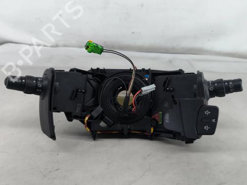 Used Steering column stalk Steering column stalk RENAULT CLIO III (BR0/1, CR0/1) 1.2 16V (BR02, BR0J, BR11, CR02, CR0J, CR11) (75 hp) 33410592 33410592