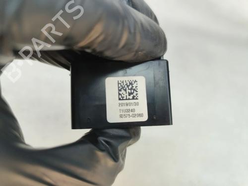 Left front window switch HYUNDAI IONIQ (AE) 1.6 GDI Hybrid | BP33403068I27 - Image 5