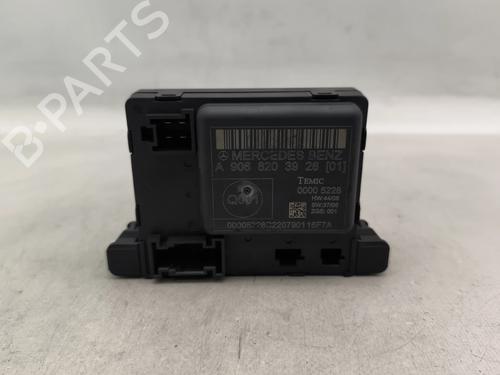 Used Electronic module Electronic module MERCEDES-BENZ SPRINTER 5-t Van (B906) 515 CDI (906.653, 906.655, 906.657) (150 hp) 33337244 33337244