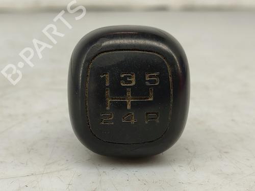 Used Shift knob Shift knob FORD FIESTA III (GFJ) 1.8 D (60 hp) 32453878 32453878
