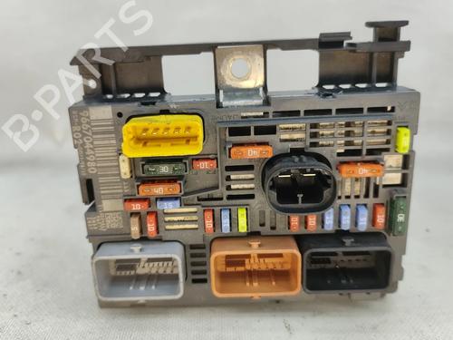 Used Fuse box Fuse box CITROËN C4 Grand Picasso I (UA_) 2.0 HDi 138 (136 hp) 33403192 33403192
