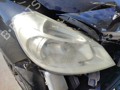 Used Right headlight Right headlight RENAULT CLIO III (BR0/1, CR0/1) 1.2 16V (BR02, BR0J, BR11, CR02, CR0J, CR11) (75 hp) 33438037 33438037