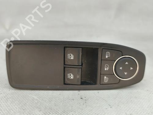 Used Left front window switch Left front window switch RENAULT CLIO V (B7_) 1.0 TCe 100 (B7MT) (101 hp) 33410623 33410623