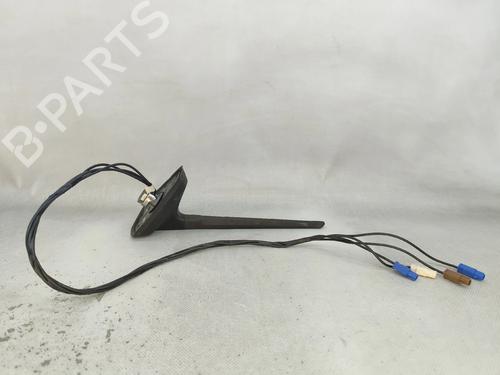 Used Antenna/Base Antenna/Base RENAULT CLIO V (B7_) 1.0 TCe 100 (B7MT) (101 hp) 33410668 33410668