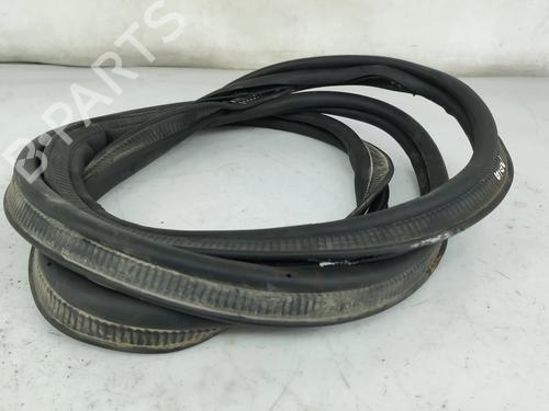 Used Rubber door seal Rubber door seal RENAULT CLIO V (B7_) 1.0 TCe 100 (B7MT) (101 hp) 33410757 33410757