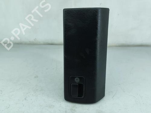 Used Glove box Glove box VW GOLF III (1H1) 1.9 TD, GTD (75 hp) 33438080 33438080
