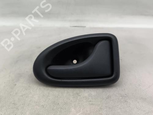 Used Rear right interior door handle Rear right interior door handle RENAULT MEGANE I (BA0/1_) 1.6 16V (BA04, BA0B, BA11, BA1J, BA16, BA19, BA1K, BA1V,... (107 hp) 33466505 33466505