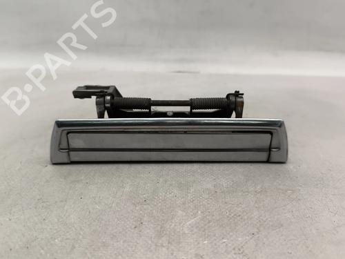 Used Front right exterior door handle Front right exterior door handle PEUGEOT 504 Break (D_, F_) 2.3 D (D40, F40) (69 hp) 33468899 33468899