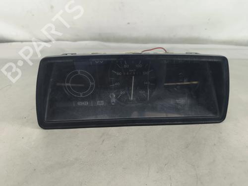 Used Instrument cluster Instrument cluster PEUGEOT 504 Break (D_, F_) 2.3 D (D40, F40) (69 hp) 33468905 33468905