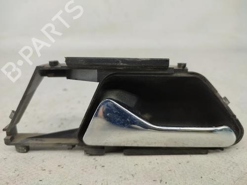 Used Rear left interior door handle Rear left interior door handle MERCEDES-BENZ 124 Saloon (W124) 200 D (124.120) (75 hp) 33275105 33275105