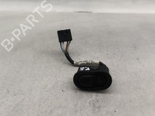 Used Left rear window switch Left rear window switch 30442602 30442602