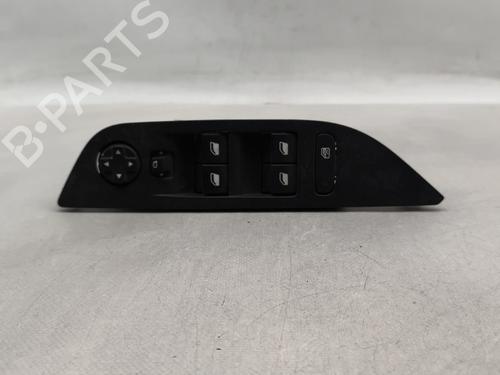 Used Left front window switch Left front window switch PEUGEOT 2008 II (UD_, US_, UY_, UJ_, UR_, UC_) 1.2 PureTech 100 (USHNK) (101 hp) 30170182 30170182