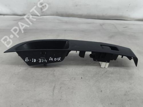 right-front-window-switch-nissan-micra-iii-k12-2002-2003-2004-2005-2006-2007-2008-2009-2010-2011-33621973 main image