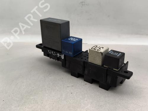 Fuse box VW PASSAT B5.5 Variant (3B6) 1.9 TDI | BP33398210E1  - Image 6