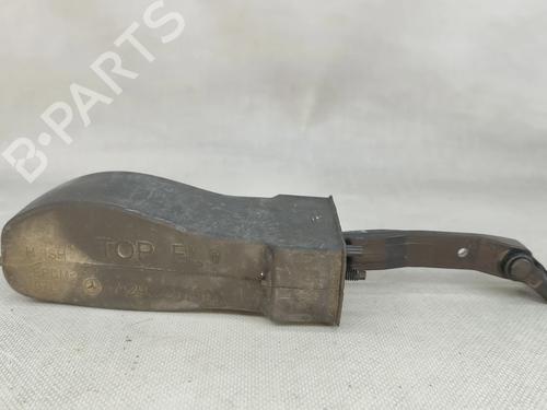 hingedoor-check-strap-mercedes-benz-eqe-v295-2022-33471675 main image