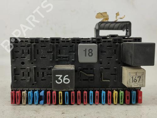 Used Fuse box Fuse box 33468836 33468836