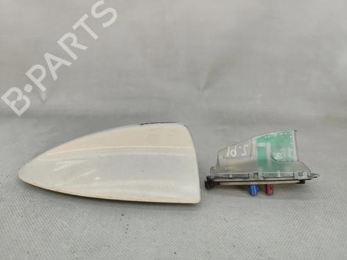 Used Antenna/Base Antenna/Base BMW 5 Touring (F11) 520 d xDrive (163 hp) 33608185 33608185