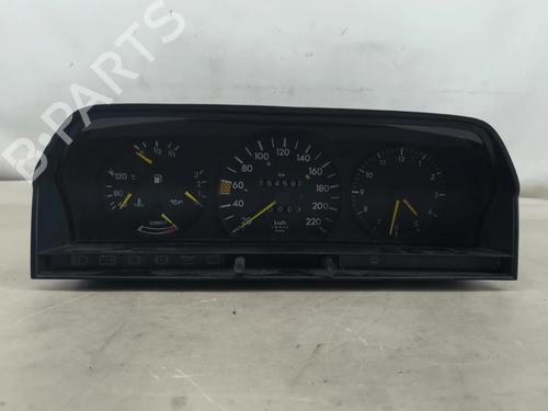 Used Instrument cluster Instrument cluster MERCEDES-BENZ 190 (W201) E 2.0 (201.024) (122 hp) 33655802 33655802
