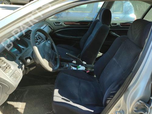 Sæde sæt Sæde sæt HONDA ACCORD VI Hatchback (CH, CL) 1.6 (CH5) (116 hp) 33655842 33655842