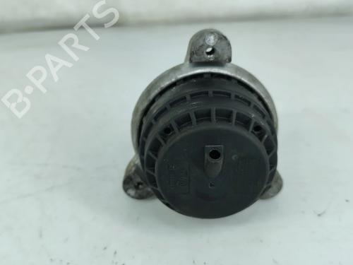 Used Engine mount Engine mount BMW 5 Touring (F11) 520 d xDrive (163 hp) 33608269 33608269