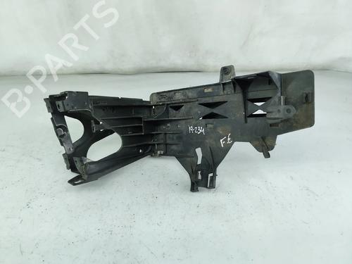 Used Headlight eyebrow Headlight eyebrow BMW 5 Touring (F11) 520 d xDrive (163 hp) 33608293 33608293