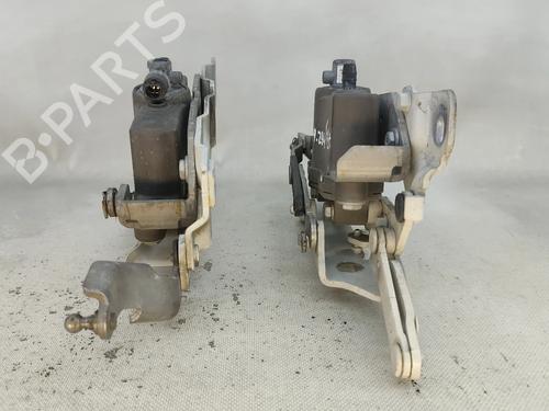 Used Hinge/Door check strap Hinge/Door check strap 33608249 33608249