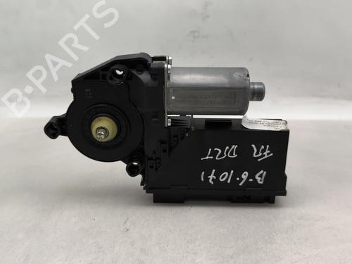 Used Right front window motor Right front window motor VW TOUAREG (7LA, 7L6, 7L7) 3.0 V6 TDI (225 hp) 33629336 33629336