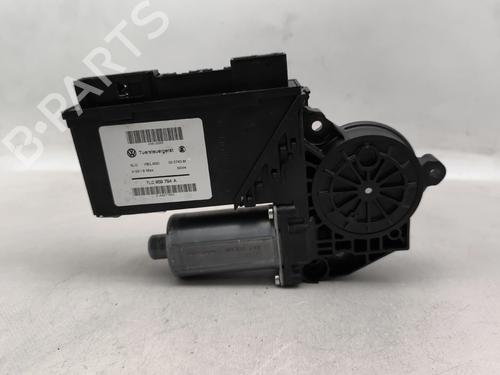 Used Right rear window motor Right rear window motor VW TOUAREG (7LA, 7L6, 7L7) 3.0 V6 TDI (225 hp) 33629338 33629338