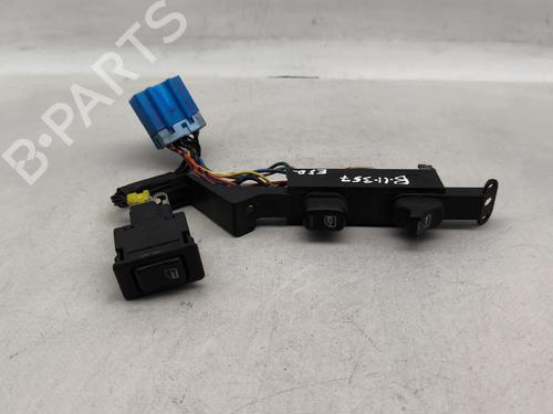 Used Left front window switch Left front window switch NISSAN PRIMERA (P10) 1.6 (97 hp) 30260749 30260749