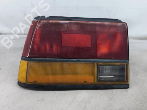 Used Left taillight Left taillight TOYOTA COROLLA (_E8_) 1.3 (AE80) (69 hp) 33690340 33690340