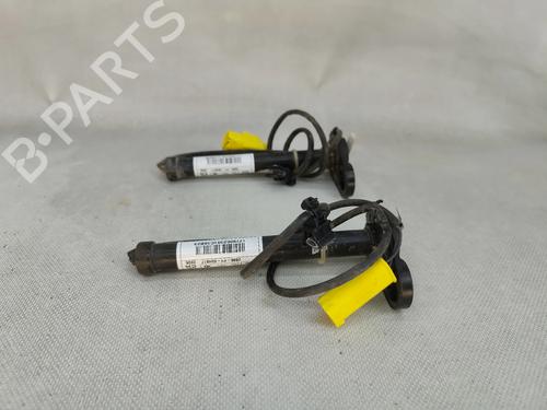 Used Hood lift support Hood lift support MERCEDES-BENZ CLA (C118) CLA 250 e (118.386) (218 hp) 33676207 33676207