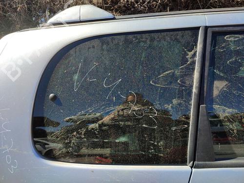 Used Rear right quarter glass Rear right quarter glass RENAULT ESPACE III (JE0_) 2.2 dCi (JE0K) (130 hp) 33695614 33695614