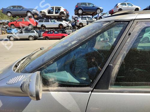 Venstre foran trekantet rude Venstre foran trekantet rude RENAULT ESPACE III (JE0_) 2.2 dCi (JE0K) (130 hp) 33695613 33695613