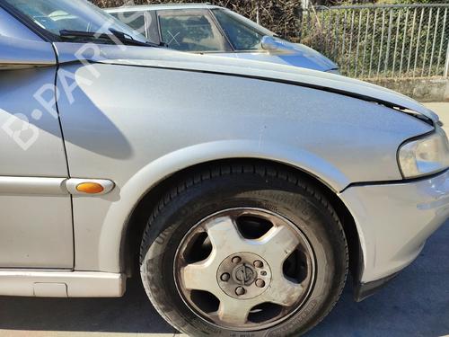 Used Right front fenders Right front fenders OPEL VECTRA B (J96) 2.0 DTI 16V (F19) (101 hp) 33717059 33717059