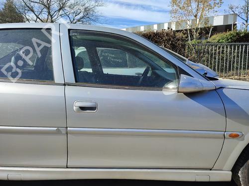 Used Right front door Right front door OPEL VECTRA B (J96) 2.0 DTI 16V (F19) (101 hp) 33717064 33717064