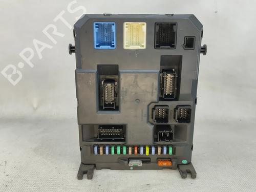 fuse-box-citroen-c3-picasso-sh_-2008-33706575 main image