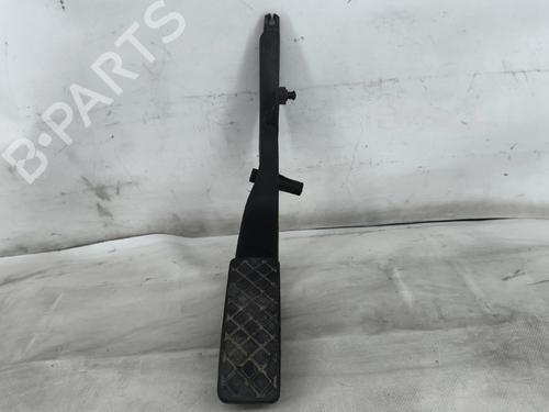 pedal-audi-a4-b5-8d2-1994-1995-1996-1997-1998-1999-2000-2001-33721435 main image