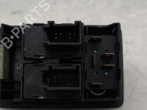 Left front window switch VW POLO (6N2) 1.0 | BP33722312I27 - Image 7