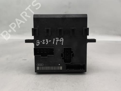 lights-ecu-audi-a4-b6-avant-8e5-2000-2001-2002-2003-2004-2005-33756747 main image