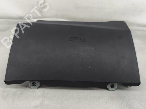 knee-airbag-fiat-500-312_-2007-33757072 main image