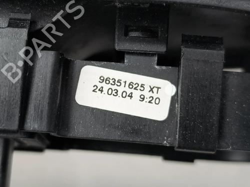 Right front window switch PEUGEOT 307 Break (3E) 1.6 HDi 110 | BP33769521I26  - Image 9