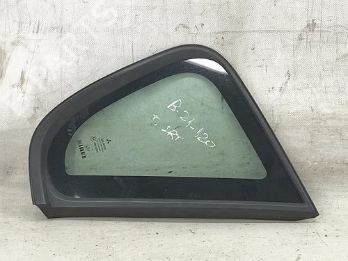 Used Rear right quarter glass Rear right quarter glass 33796937 33796937