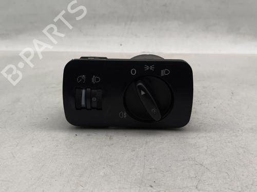 Interruttore luci Interruttore luci AUDI A3 (8L1) 1.6 (101 hp) 33802704 33802704